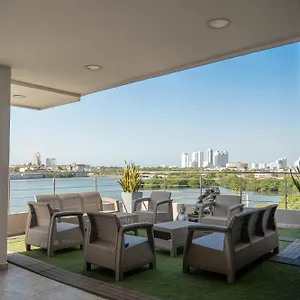  Apartamento Con Balcón Cerca Al Centro